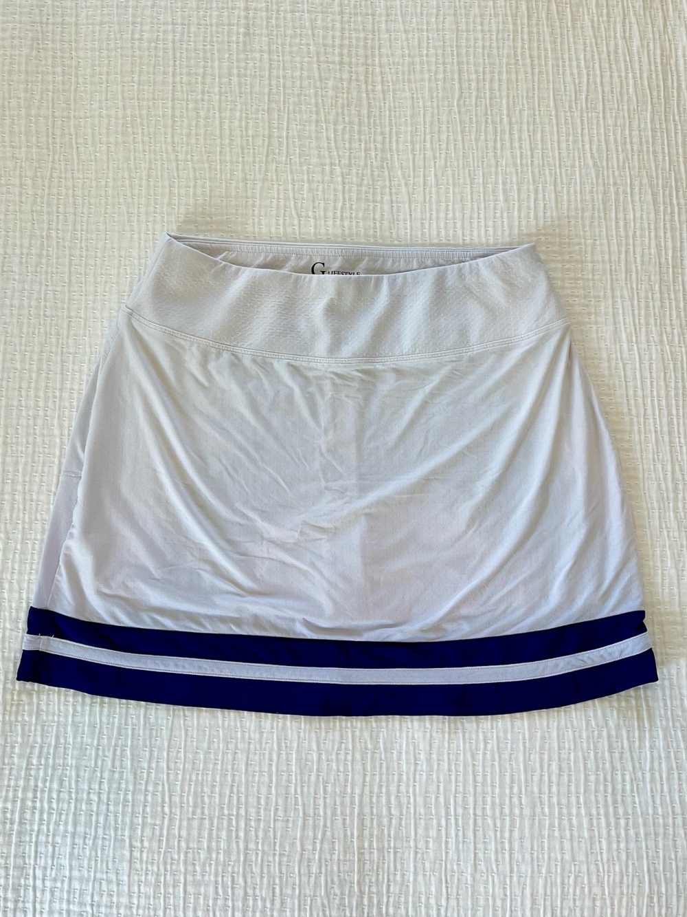 G Lifestyle Women's White & Navy Tennis/ Golf Skort - S